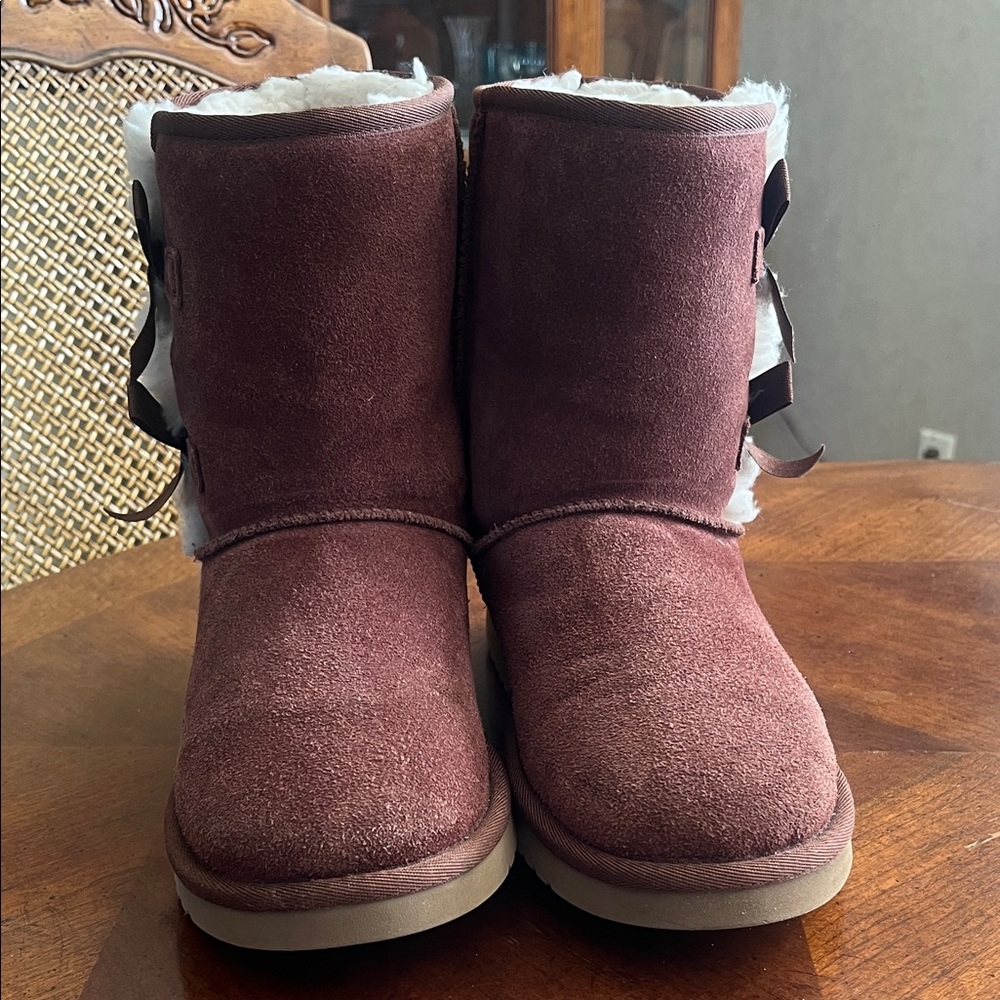 Koolaburra Cream Shearling Lined Boots - Picture 12 of 12